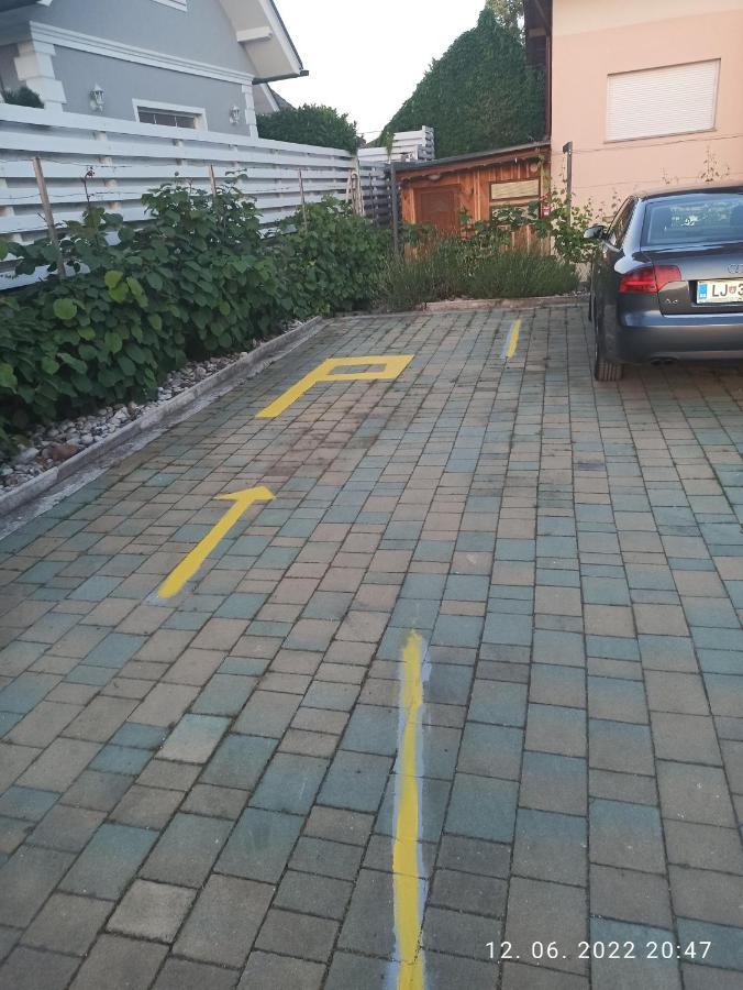 Apartmán Vagon - Studio - Near Btc, Lublaň Exteriér fotografie